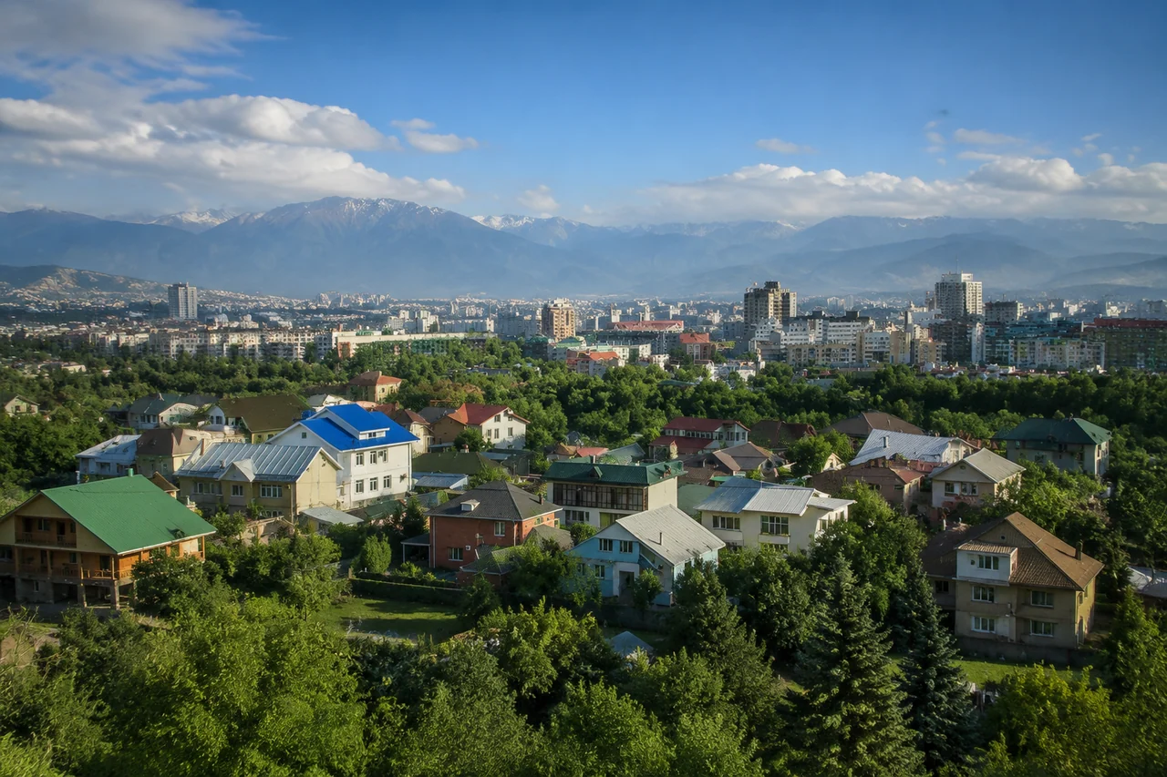Панорама Алматы с Кок-Тобе