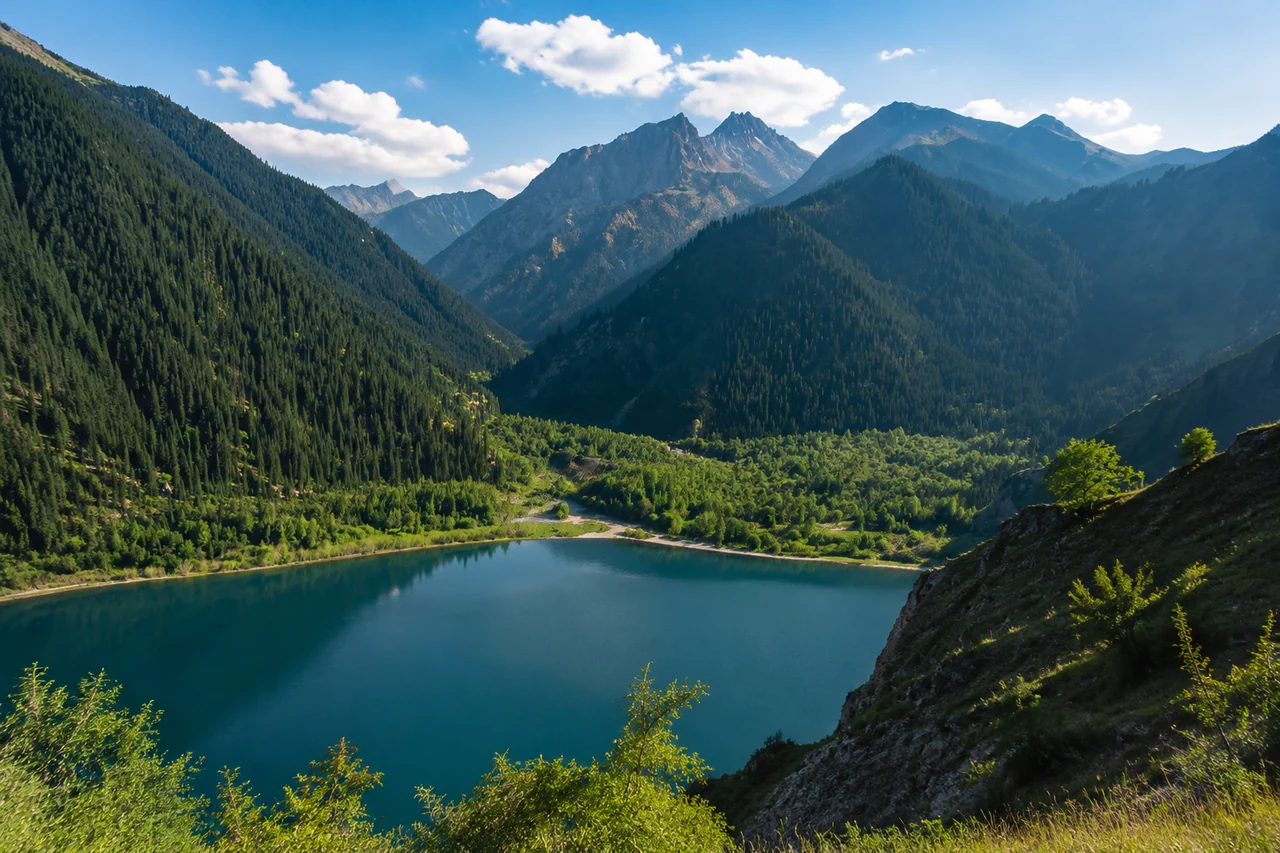 Смотровая площадка Аюсай панорама гор